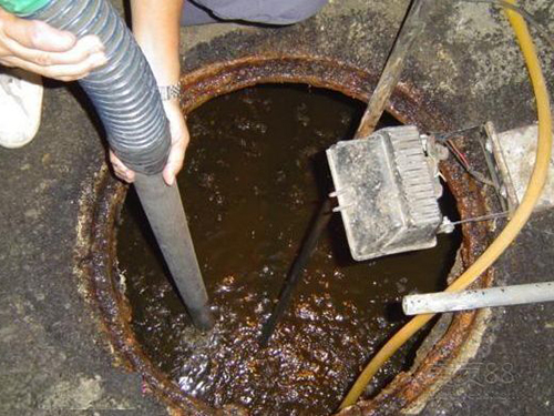 玉龙隔油池清理