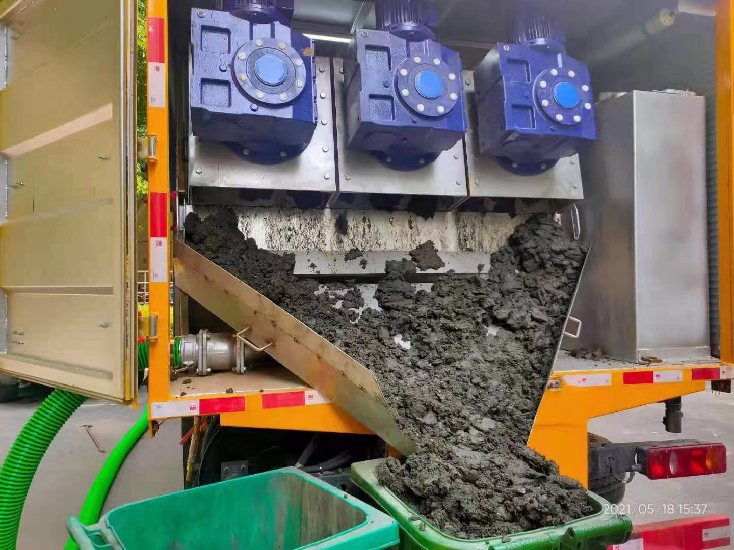 玉龙化粪池清掏城市维护站-泥浆净化干湿分离处理